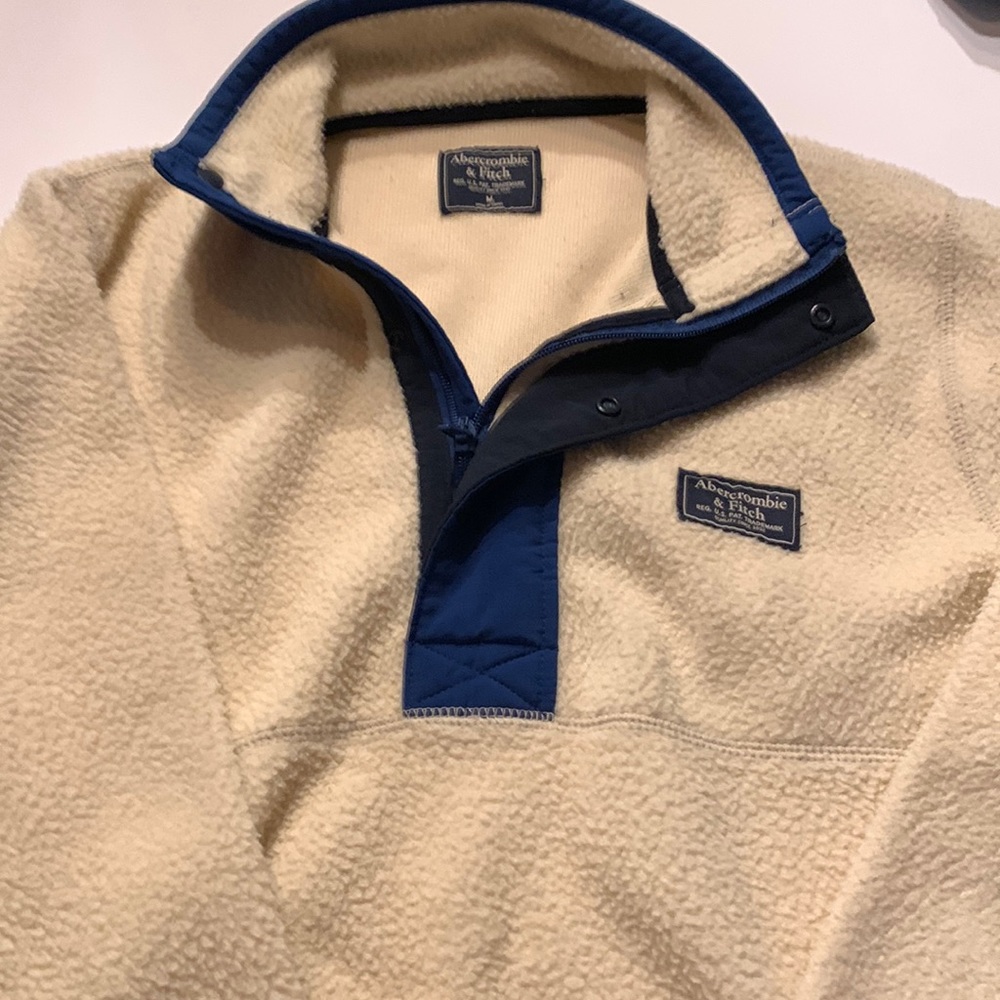 Abercrombie & Fitch mid zip sweater